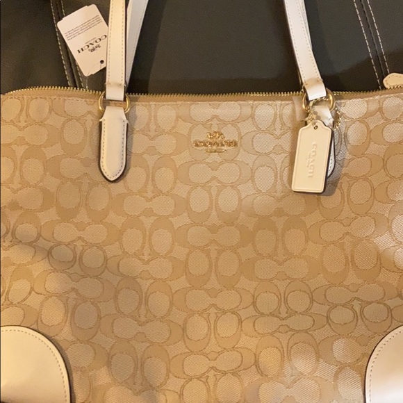 Coach purse - Picture 1 of 3